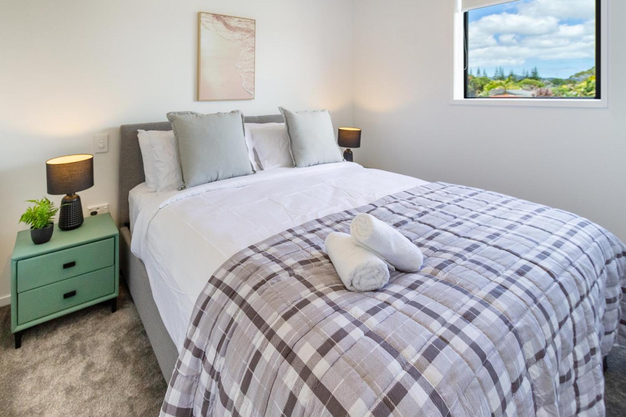 Apartamento Conveniently Located 2Br Townhouse In West Akl Auckland Exterior foto
