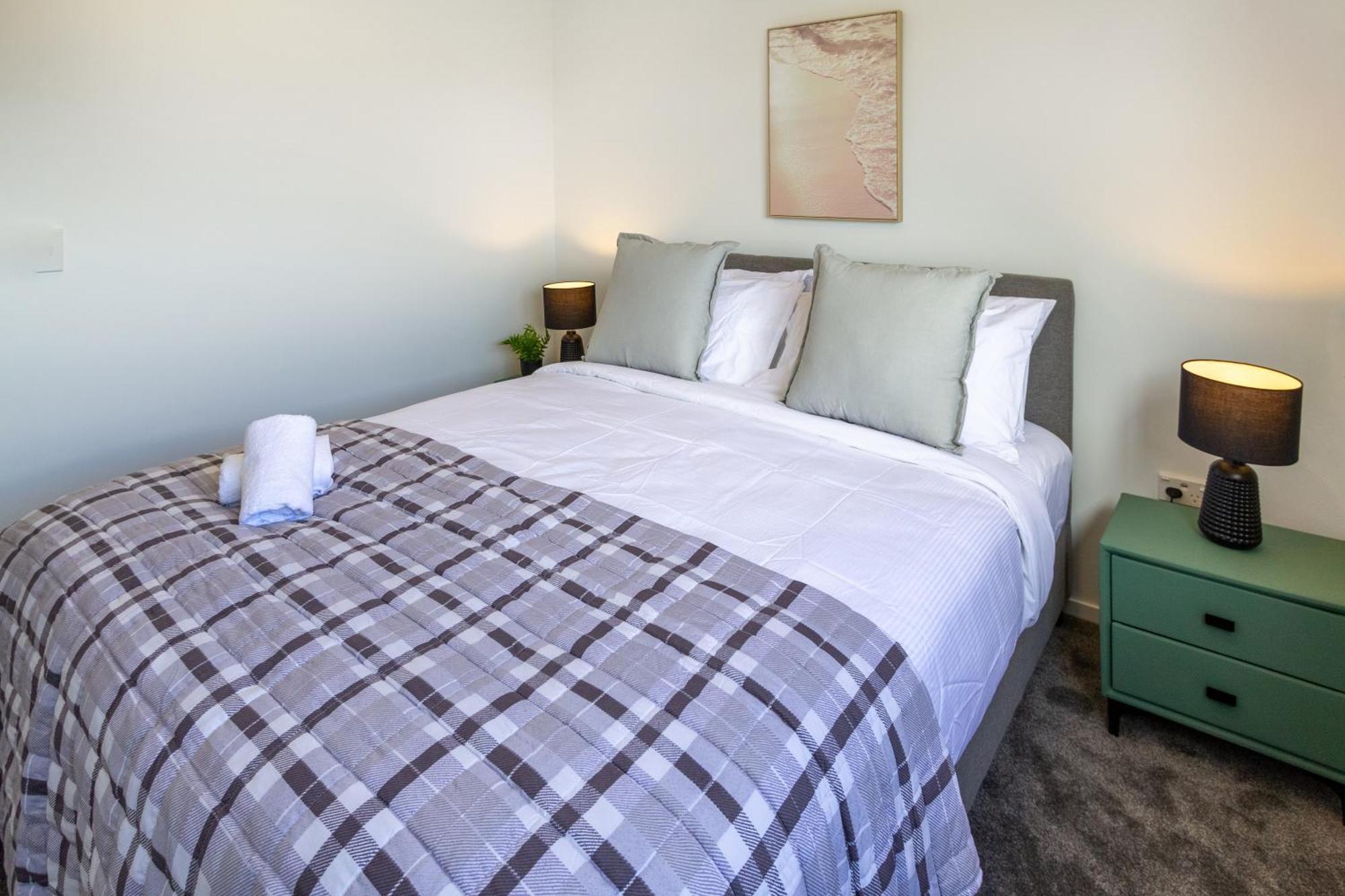 Apartamento Conveniently Located 2Br Townhouse In West Akl Auckland Exterior foto
